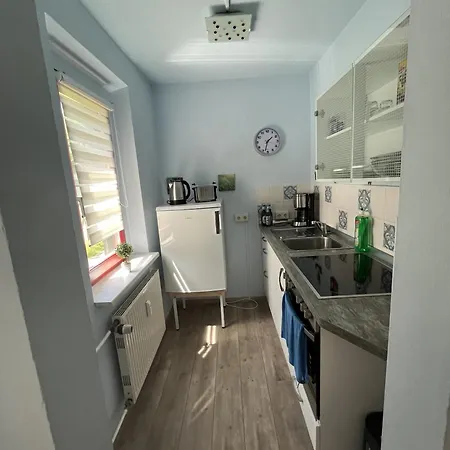 Gemuetliche Kleine In *